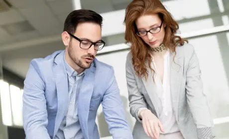 Rendez vous client dans les bureaux